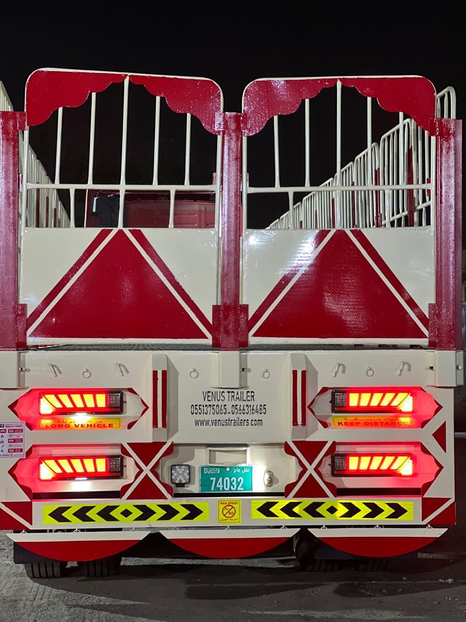 custom trailers manufacturing